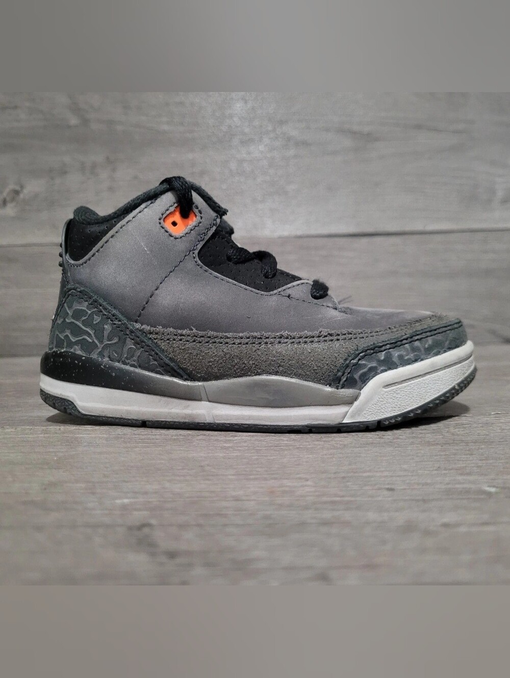 Air Jordan 3 Retro Fear Pack Grey DM0968-080 Shoes 9C Toddler